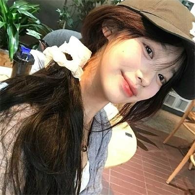 加布里埃拉,丁香和肉桂